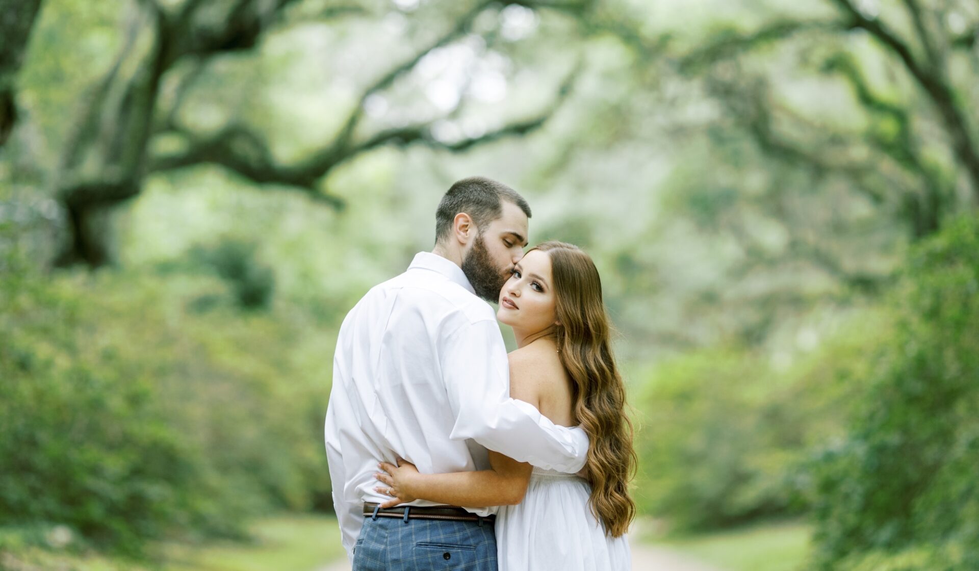 04_Afton Villa Gardens Engagement Portraits