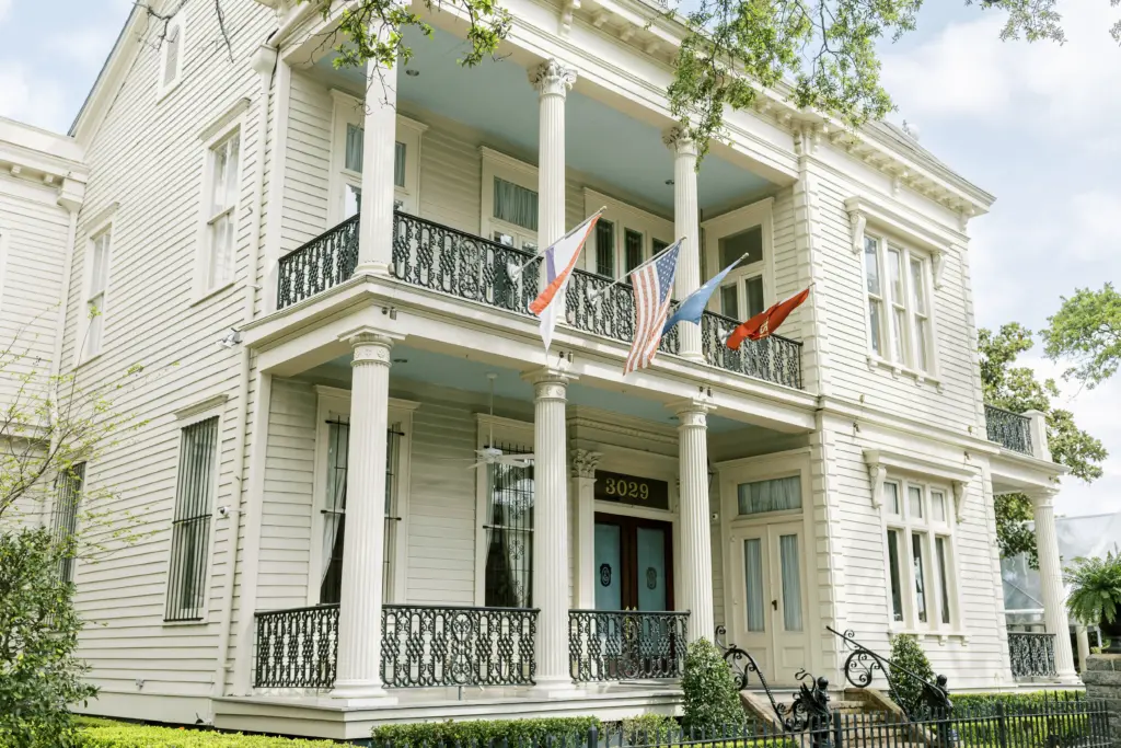 Top New Orleans Wedding Venues For A Classic Wedding Day 6 ElmsMansion01
